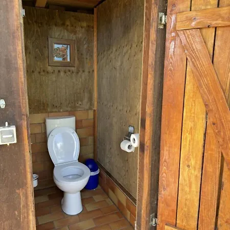 Glamping Nest Mecklenburger Seenplatte * Penzlin